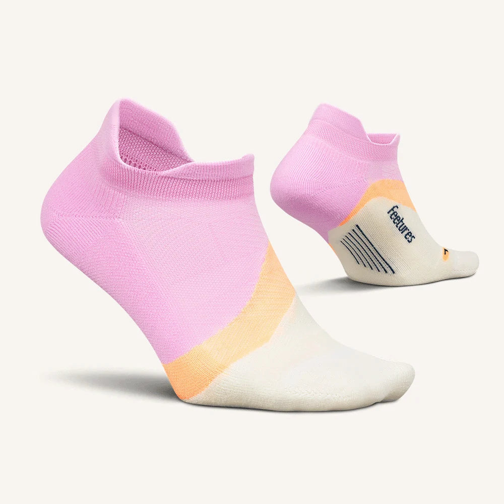 Feetures Elite Light Cushion No-Show Tab Socks