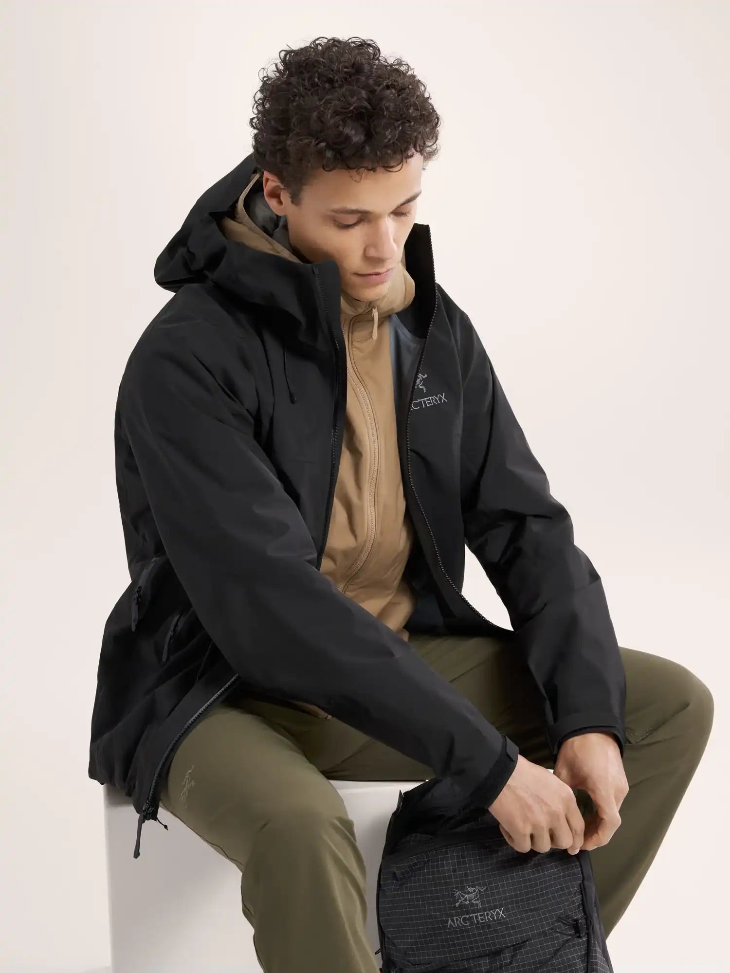 Arcteryx Atom Mens Hooded Jacket - Canvas/Forage
