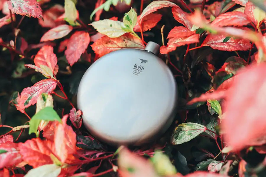 Keith Titanium Round Hip Flask - Funnel