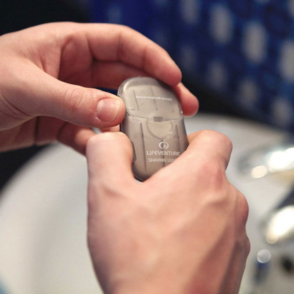 LifeVenture Shaving Leaves - 50 Pack