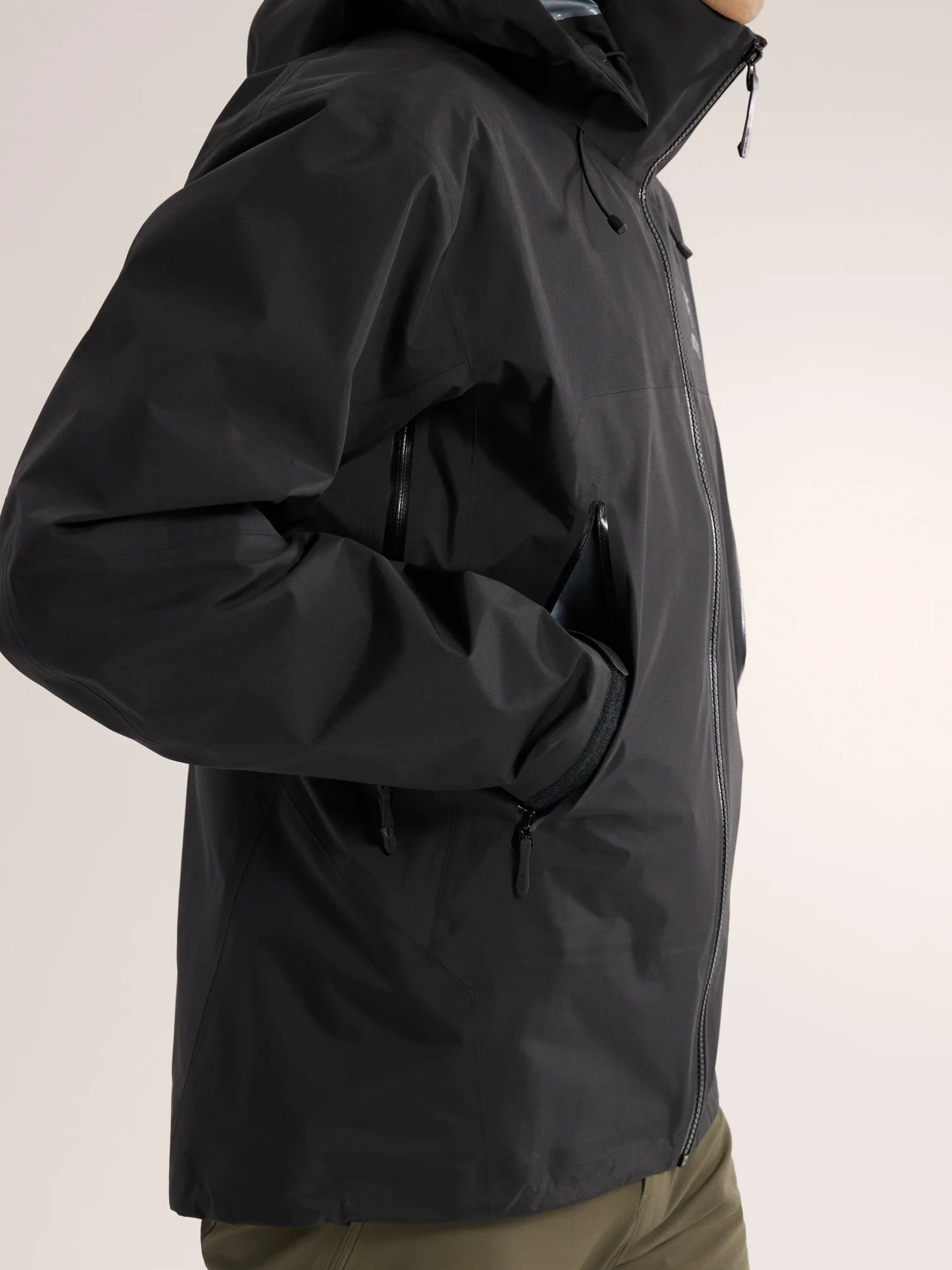 Arcteryx Beta AR Mens Hooded Jacket - Black