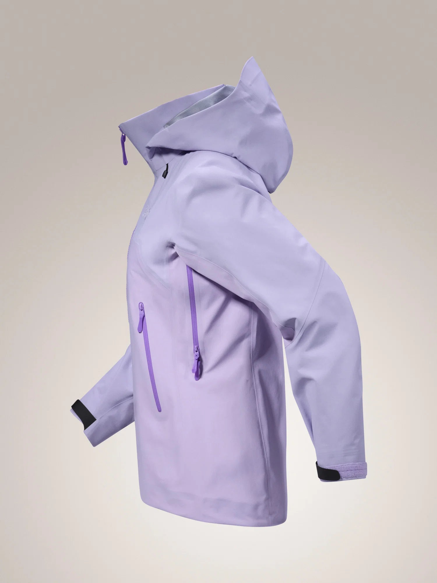 Arcteryx Beta AR Womens Waterproof Hooded Jacket