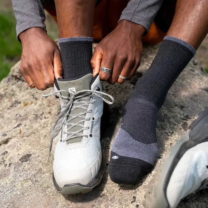 Feetures Trail Mix Cushion Mini Crew Socks