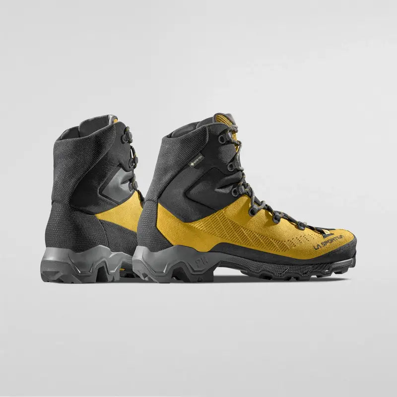 La Sportiva Aequilibrium Trek GTX Mens Hiking Boot - Savana/Carbon