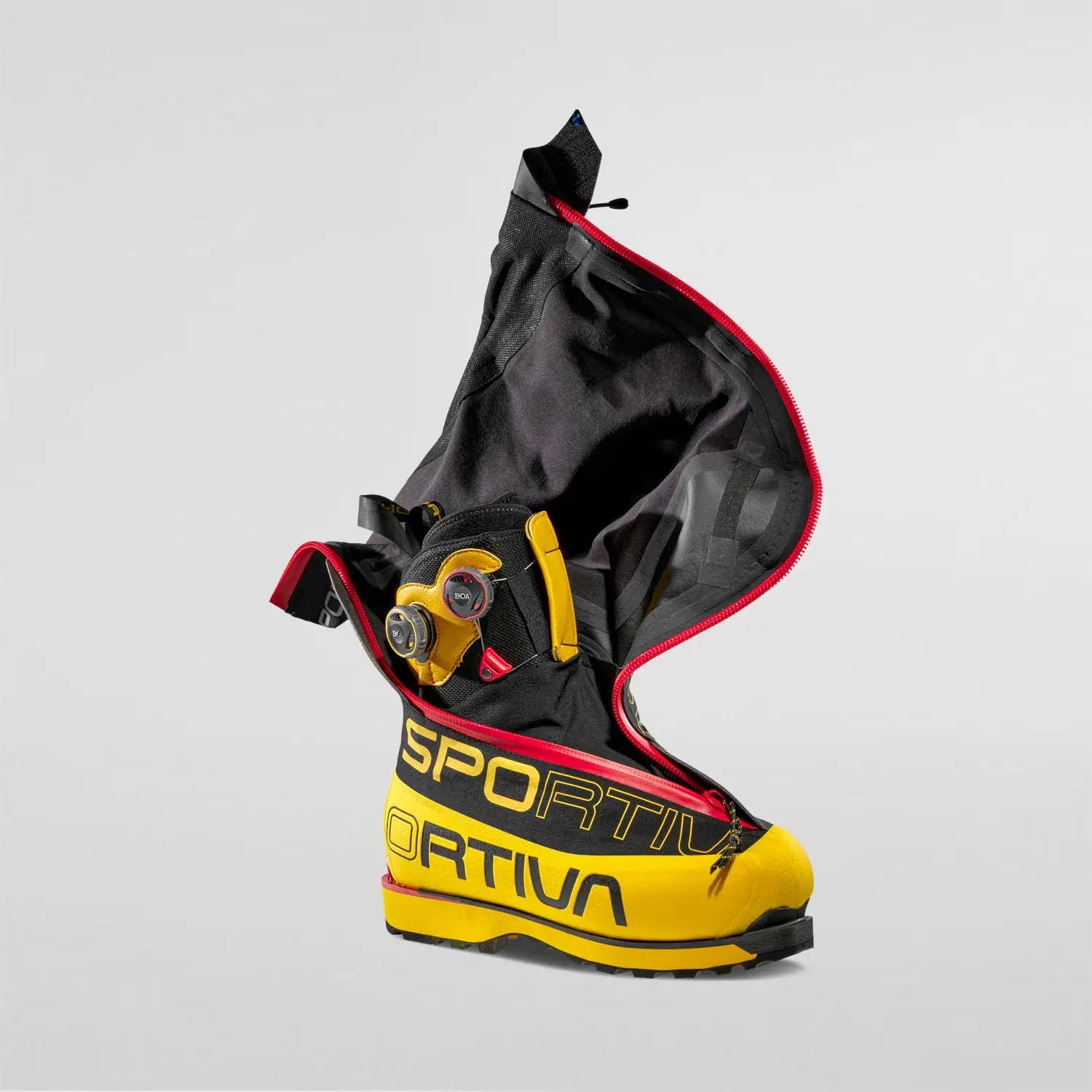 La Sportiva Olympus Mons Cube S Unisex Mountaineering Boot