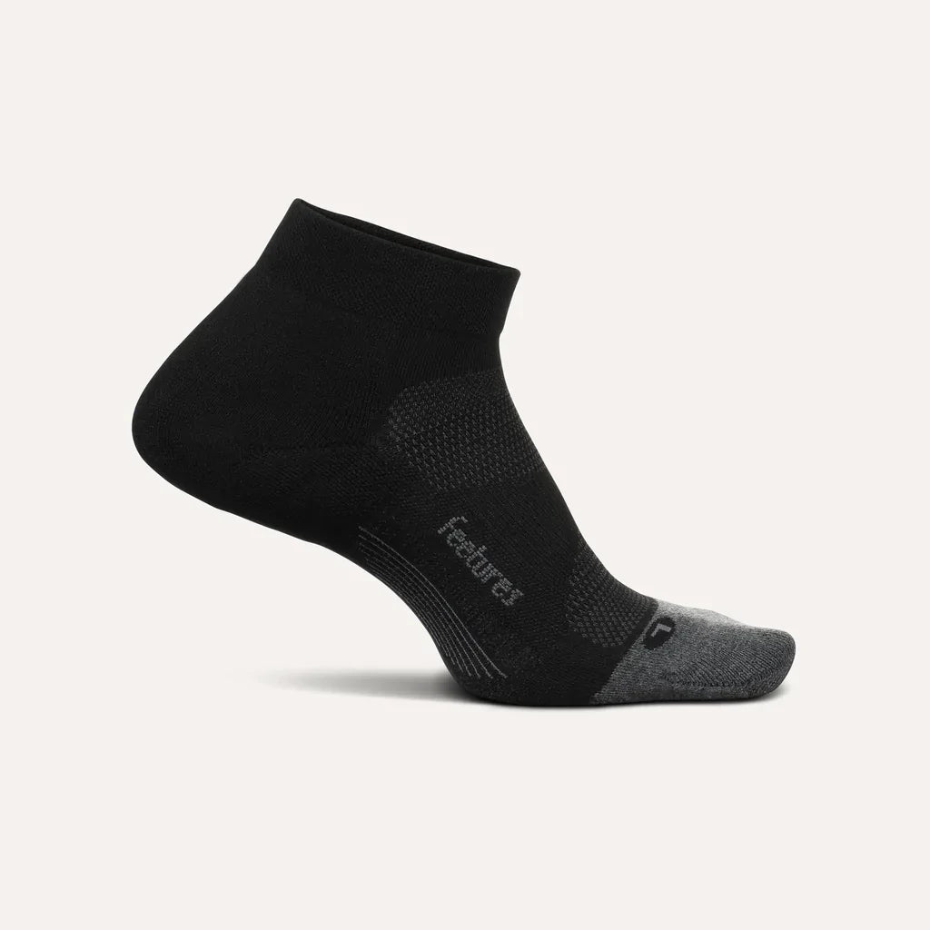 Feetures Max Cushion Low Cut Socks